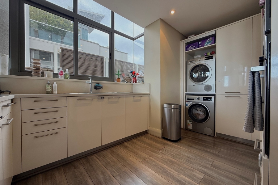 To Let 3 Bedroom Property for Rent in Waterfront Western Cape